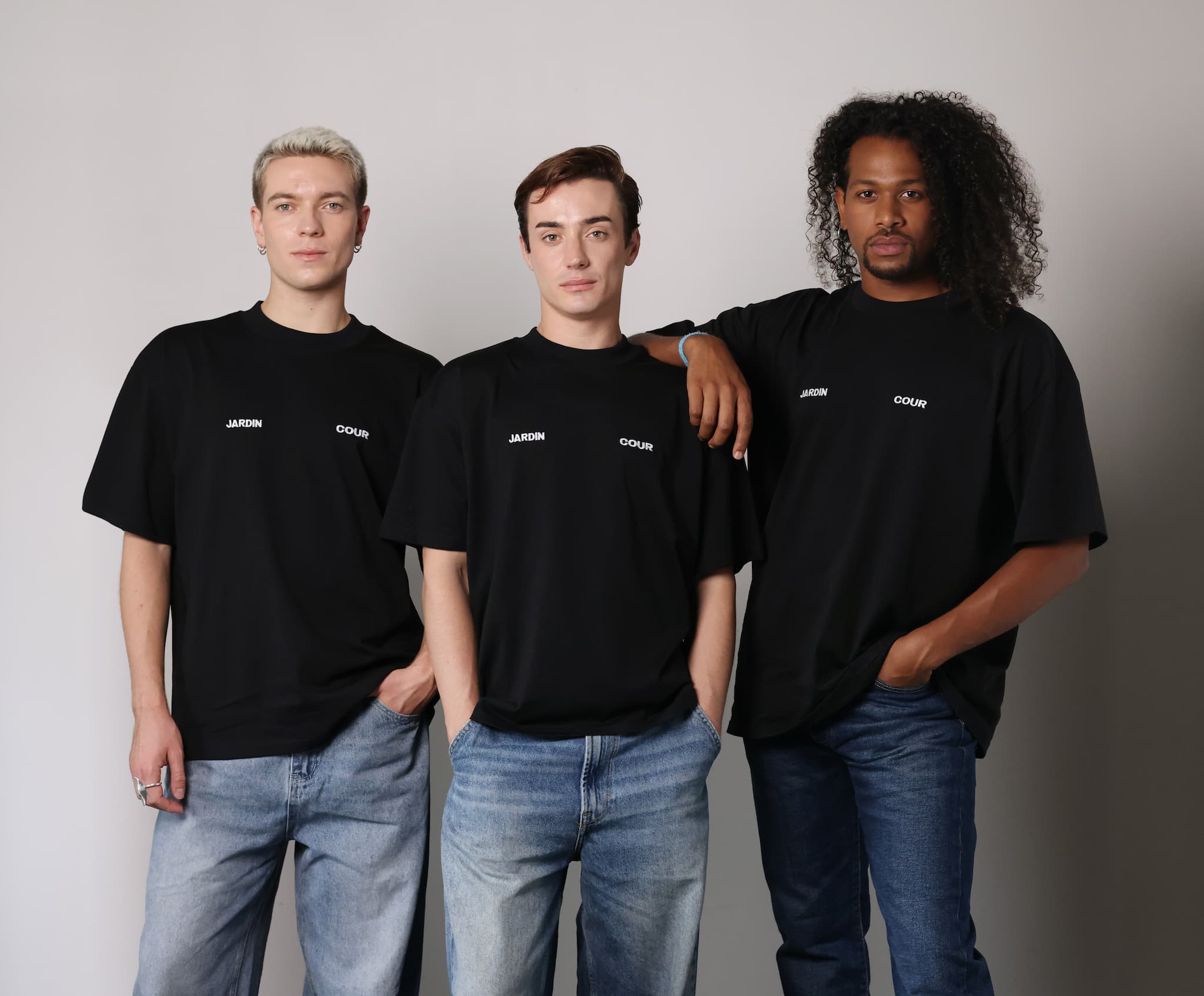 T-shirt JARDIN COUR - Noir